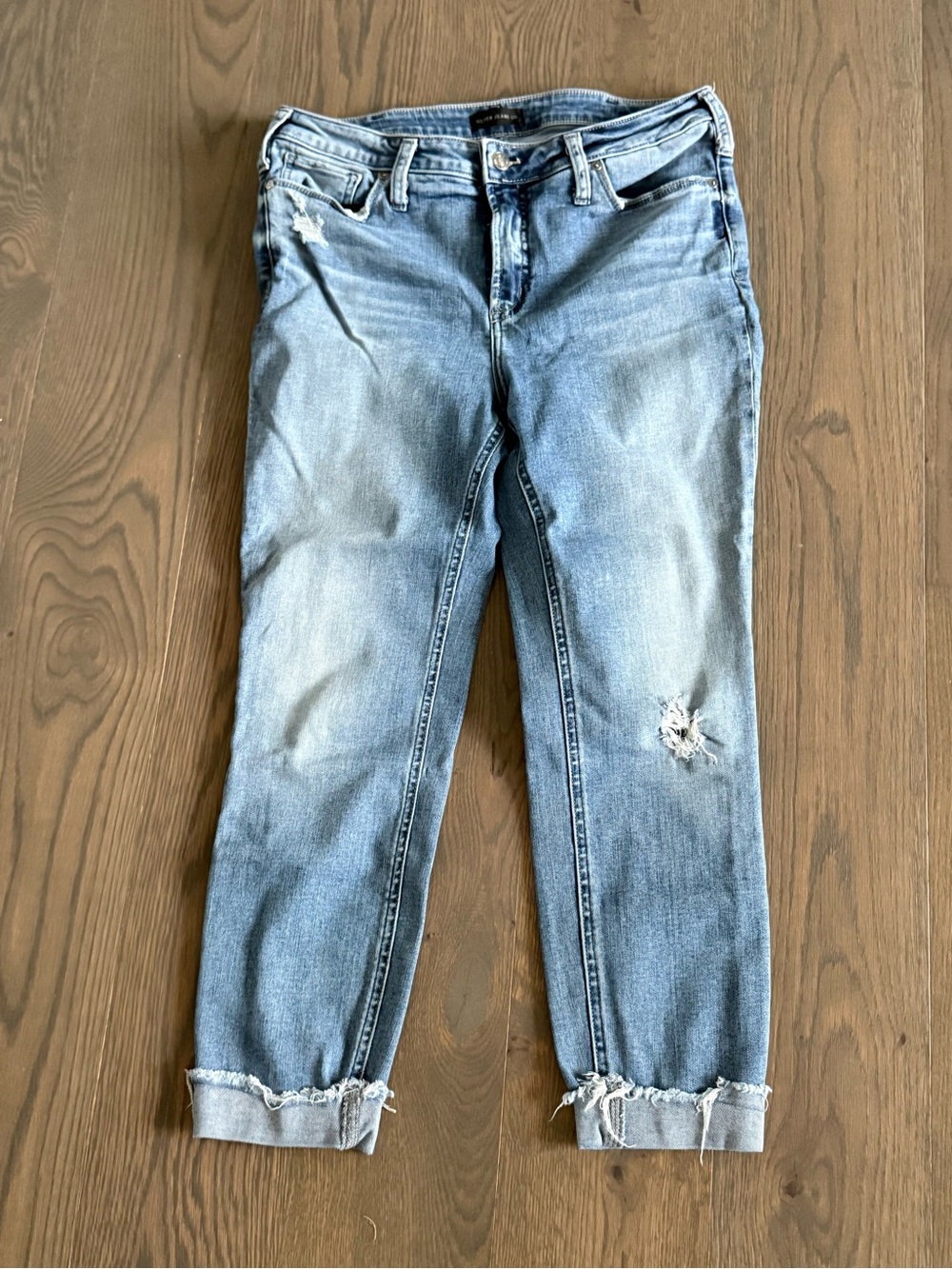Silver Jeans Light Blue Distressed Cropped Ankle Jeans